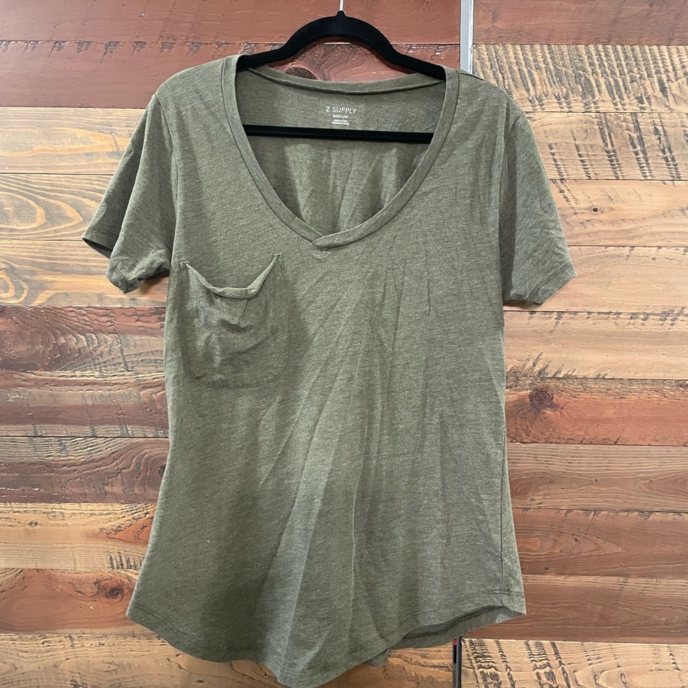 Z Supply Heather Green T-Shirt with pocket - sz Medium